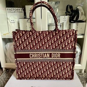 Sold Dior book tote large oblique